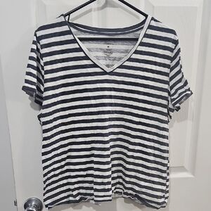 Bundle Sale | Sonoma Black and White Striped V-Neck Tee Size Xlarge